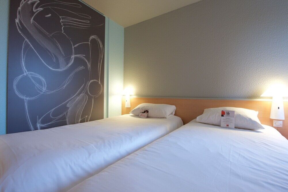 Hotel Ibis Pau 3*